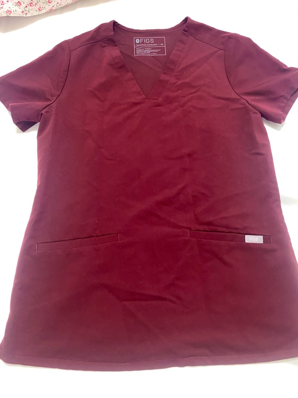 Figs XS Casma Top in Burgundy
